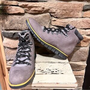 Cole Haan Stylish Brown Hiking Boots men’s size‎ 12 M